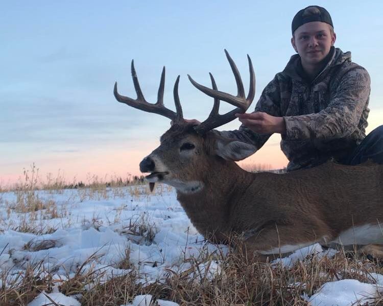 Alberta Whitetail Deer Hunt