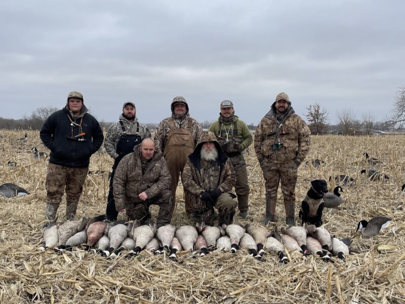 Late Season Honker Hunt - Paradise Flyway Outfitters