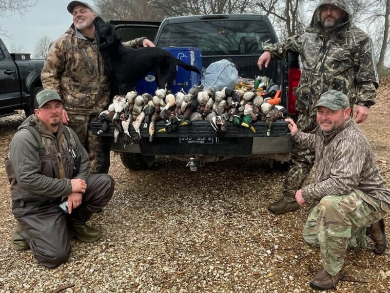 Fully Guided Waterfowl Hunts | Mud Creek